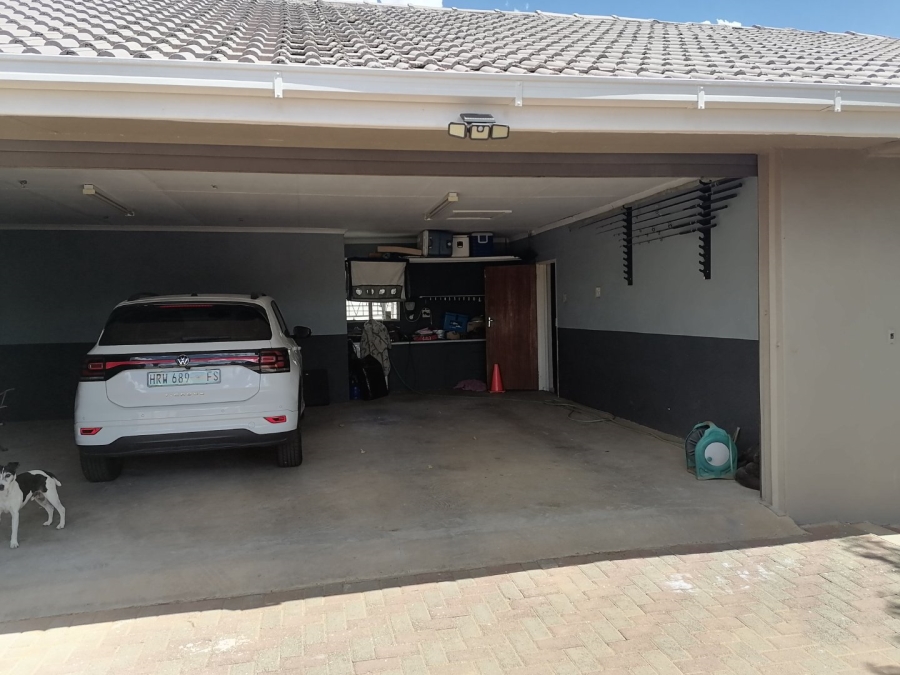 4 Bedroom Property for Sale in Fauna Free State